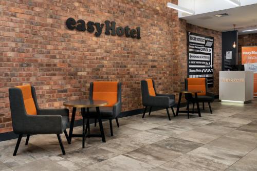 easyHotel Sheffield Accommodation image 3 easyHotel Sheffield image three