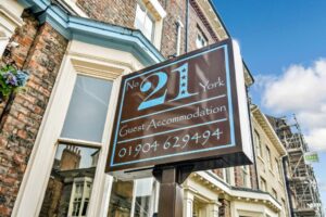 Tourist question: somewhere to stay in York Post image 4 Picture of No. 21 York