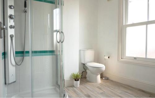 Eastside View Apartment Accommodation image 3 Eastside View Apartment image three