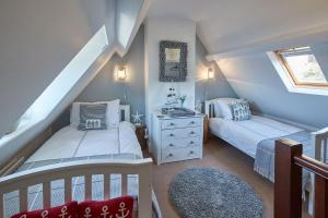 Host & Stay - No 3 Sandside image two