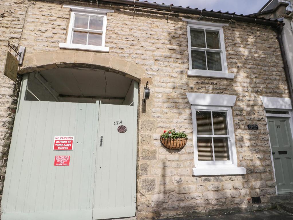 Cooper's Cottage, Pickering Accommodation image 1 Cooper's Cottage, Pickering image one