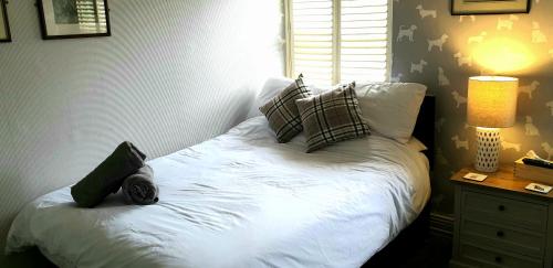 The Queen Catherine Hotel image three
