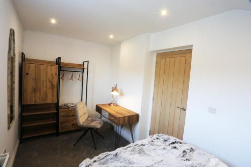 Hotl Aparts at The Deal House Accommodation image 3 Hotl Aparts at The Deal House image three