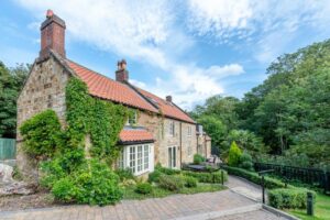 Picture of Gardeners Cottage