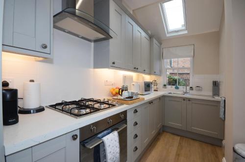Bishops Court Cottage Accommodation image 1 Bishops Court Cottage image one