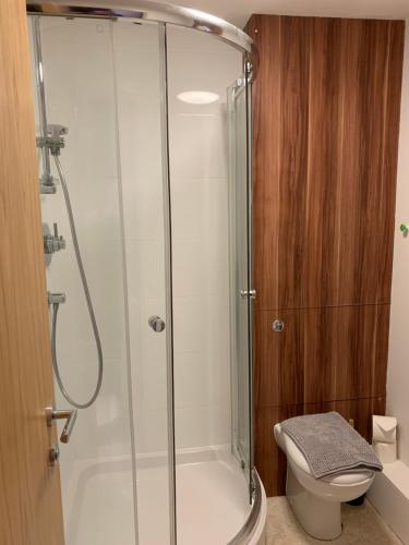 Central Perks Apartment (sleeps 4) Accommodation image 3 Central Perks Apartment (sleeps 4) image three