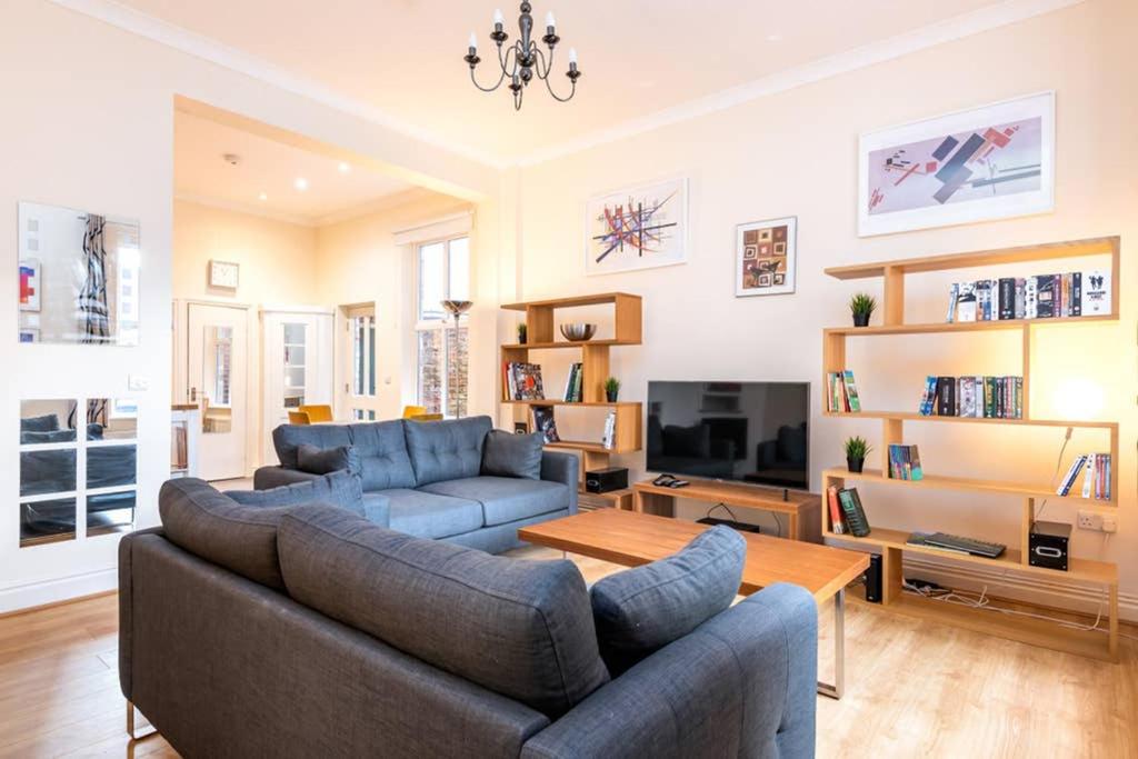 Sycamore Cottage York, dog friendly, close to the river Accommodation image 1 Sycamore Cottage York, dog friendly, close to the river image one