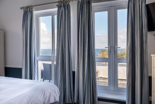 The White Lodge Hotel image two