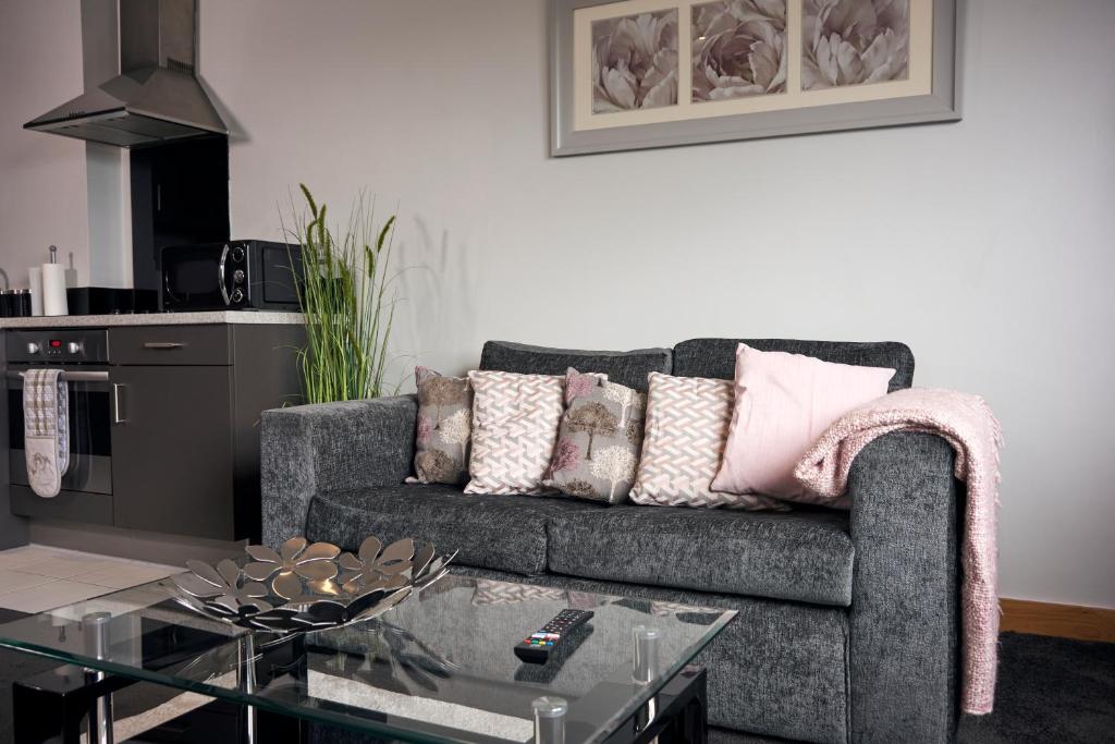 Victoria Mills Apartment image one