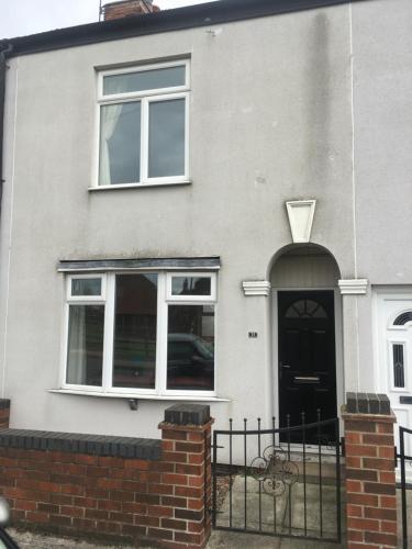 Warm and cosy in Goole, East Riding of Yorkshire Accommodation image 3 Warm and cosy in Goole, East Riding of Yorkshire image three