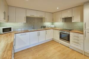 Host & Stay - Sitwell Cottage Accommodation image 2 Host & Stay - Sitwell Cottage image two