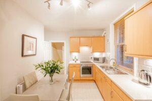 Harrogate Serviced Apartments - Prices & Bookings Page image 81 Picture of Harlow View Apartment
