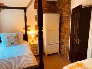 Minster Walk Guesthouse Accommodation image 2 Minster Walk Guesthouse image two