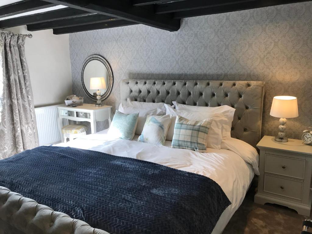 The White Horse Inn Accommodation image 1 The White Horse Inn image one