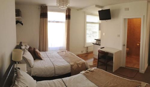 Admiral Hotel Accommodation image 2 Admiral Hotel image two