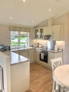 The Hollin Retreat at Hollin Barn Lodge Park Accommodation image 2 The Hollin Retreat at Hollin Barn Lodge Park image two