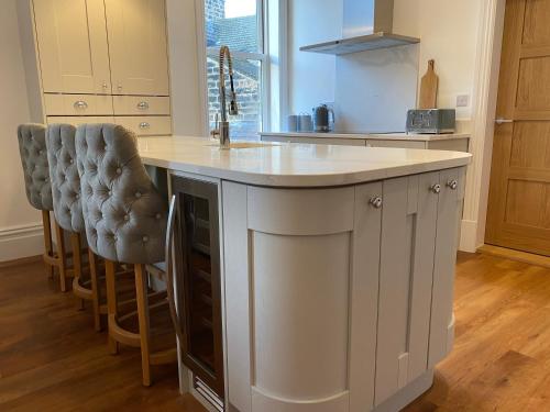 Wells House luxury 2 bedroom apartment Accommodation image 3 Wells House luxury 2 bedroom apartment image three