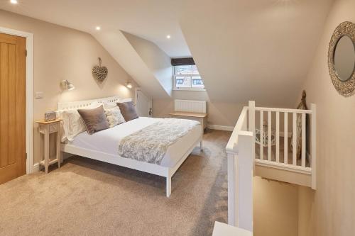 Host & Stay - Sherlock Cottage Accommodation image 3 Host & Stay - Sherlock Cottage image three