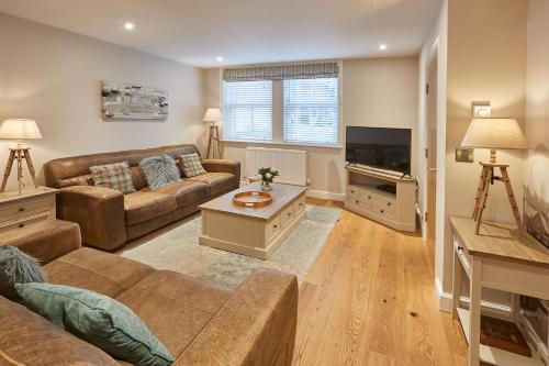 Host & Stay - Columbo Cottage Accommodation image 3 Host & Stay - Columbo Cottage image three