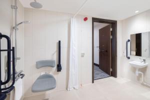 Ramada by Wyndham Leeds East Accommodation image 2 Ramada by Wyndham Leeds East image two