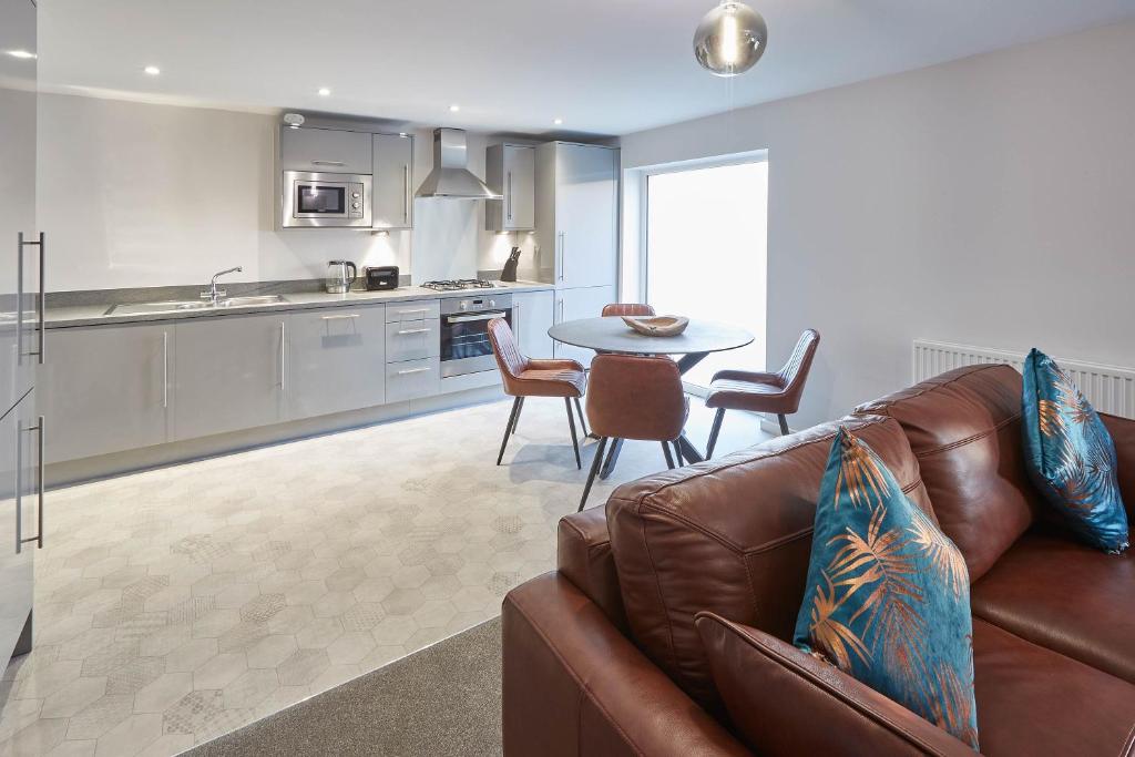 Host & Stay - Bagdale Rise Apartment image one
