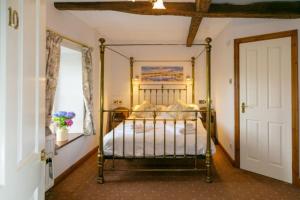 Ingleton Page image 4 Picture of Marton Arms Hotel
