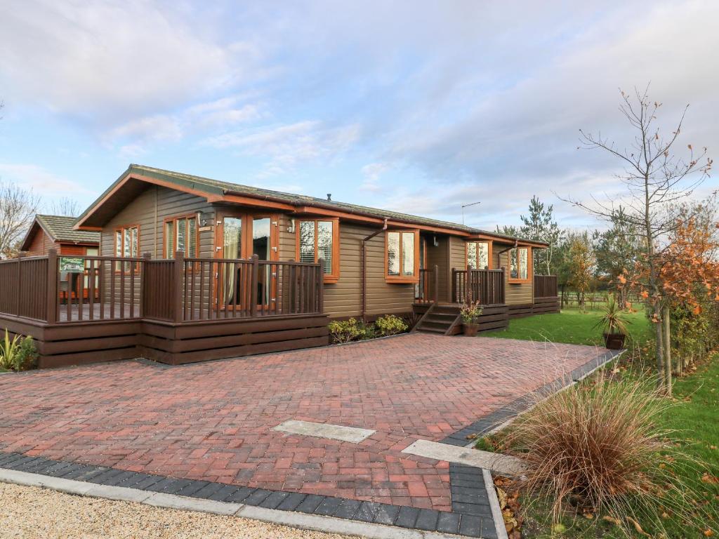 Oakwood Lodge Accommodation image 1 Oakwood Lodge image one
