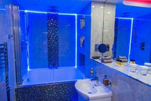 Aphrodite Suites Huddersfield Accommodation image 3 Aphrodite Suites Huddersfield image three