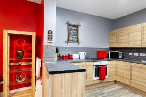 Stockton Town Centre Spacious Apartment free parking and wifi Accommodation image 2 Stockton Town Centre Spacious Apartment free parking and wifi image two