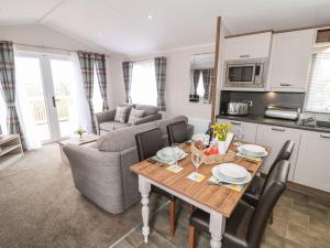 Holly Lodge Accommodation image 2 Holly Lodge image two