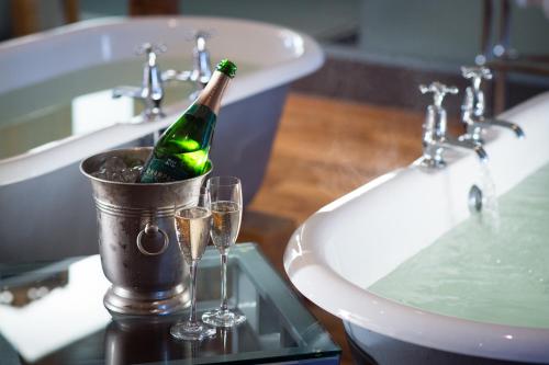 Hotel du Vin & Bistro Harrogate Accommodation image 3 Hotel du Vin & Bistro Harrogate image three