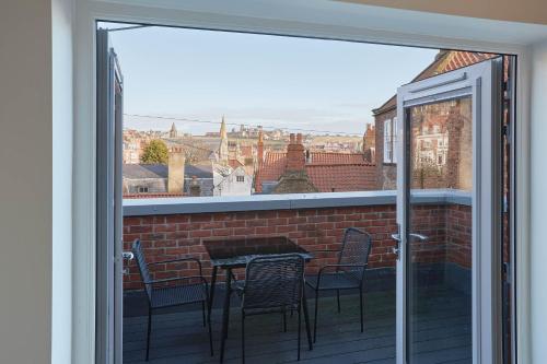 Host & Stay - Skyline Apartment Accommodation image 3 Host & Stay - Skyline Apartment image three