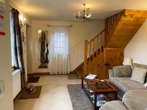 Thompsons Arms Cottages Accommodation image 3 Thompsons Arms Cottages image three