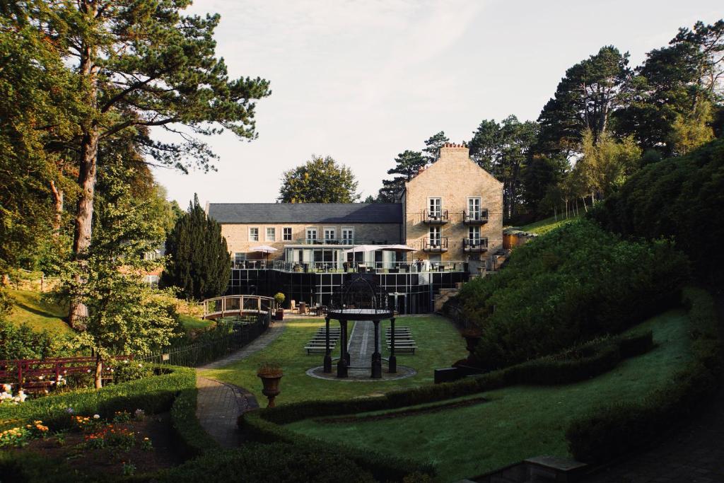Picture of Raithwaite Sandsend