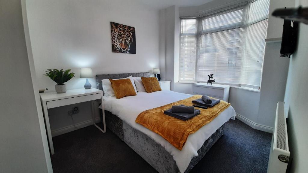 Picture of Finsbury House 3 bedrooms Workstays UK