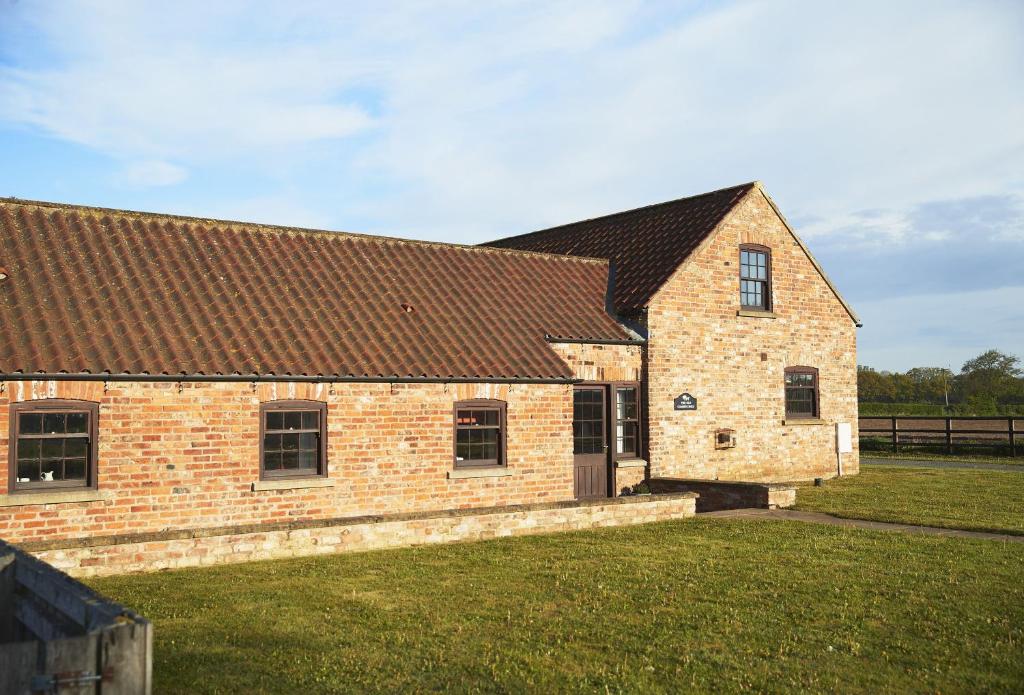 The Old Combine Shed Accommodation image 1 The Old Combine Shed image one