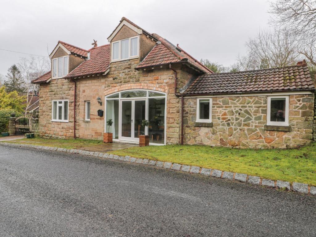Wyke Lodge Cottage image one