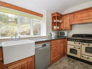 Wyke Lodge Cottage image two