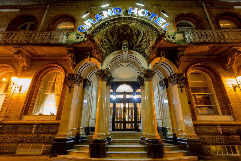 The Grand Hotel, Scarborough Accommodation image 1 The Grand Scarborough image one