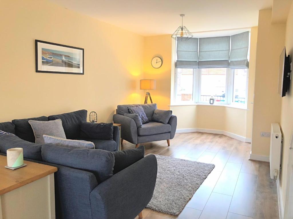 Filey Shore - Beautiful 3 bedroom house with parking and garden, close to centre Accommodation image 1 Filey Shore - Beautiful 3 bedroom house with parking and garden, close to centre image one