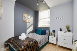 The Exquisite Gem of Yorkshire - Duplex - Penthouse - Netflix Accommodation image 2 The Exquisite Gem of Yorkshire - Duplex - Penthouse - Netflix image two