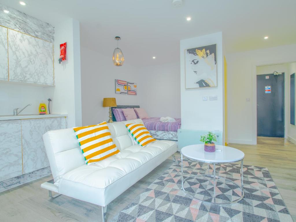 AVO Serviced Apartments Accommodation image 1 AVO Serviced Apartments image one