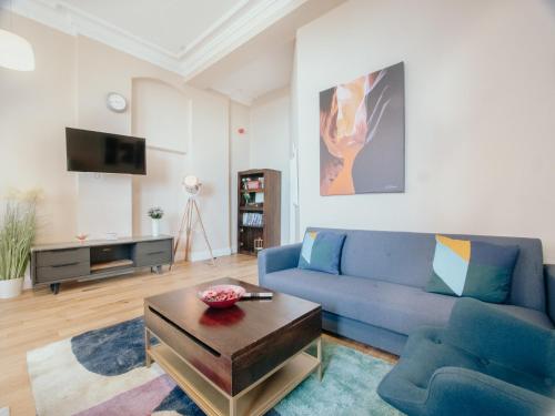 Bessemer House Apartments image three