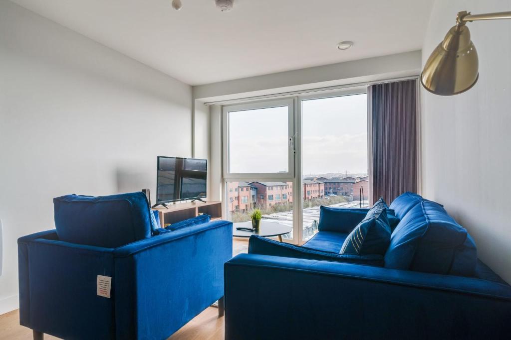 Lovely Riverside 2 Bed Apartment Accommodation image 1 Lovely Riverside 2 Bed Apartment image one