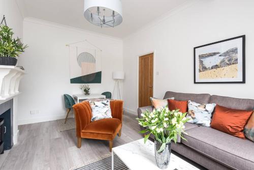 Host & Stay - Feversham House Accommodation image 3 Host & Stay - Feversham House image three