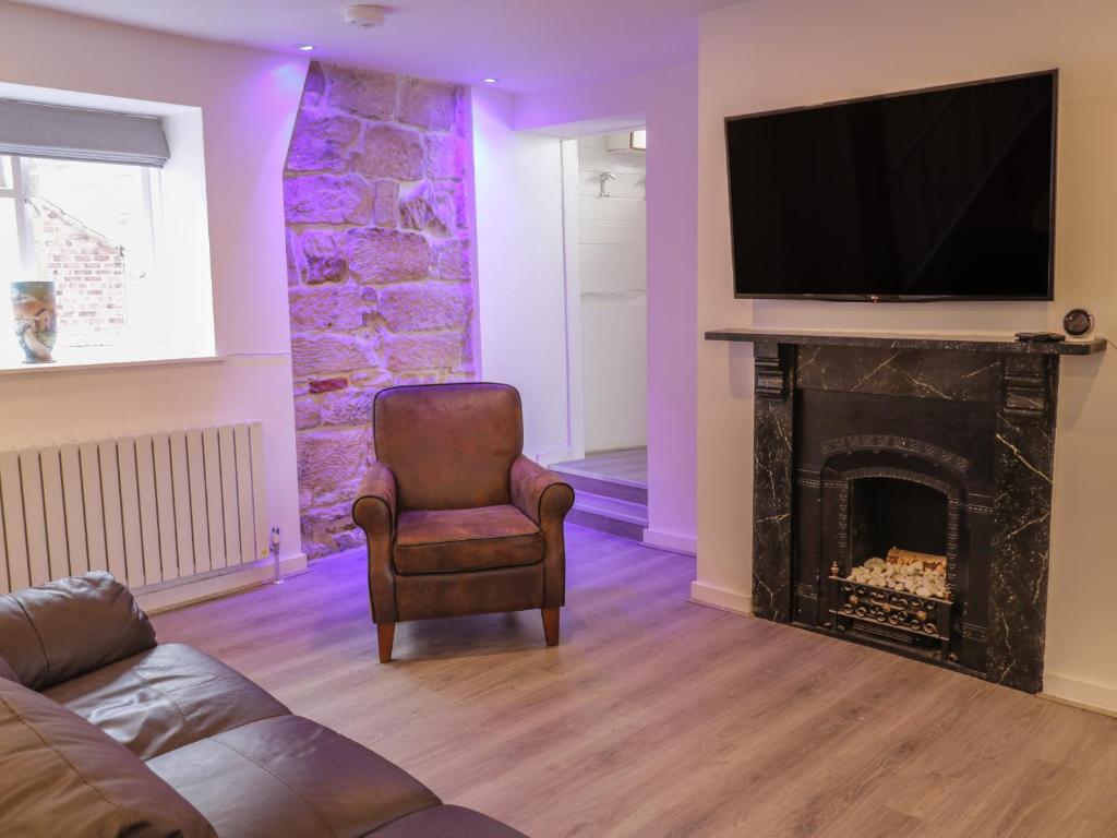 47A Baxtergate image one