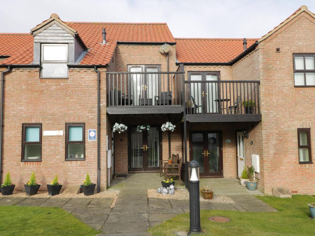 The Fox's Den, Whitby Accommodation image 1 The Fox's Den, Whitby image one