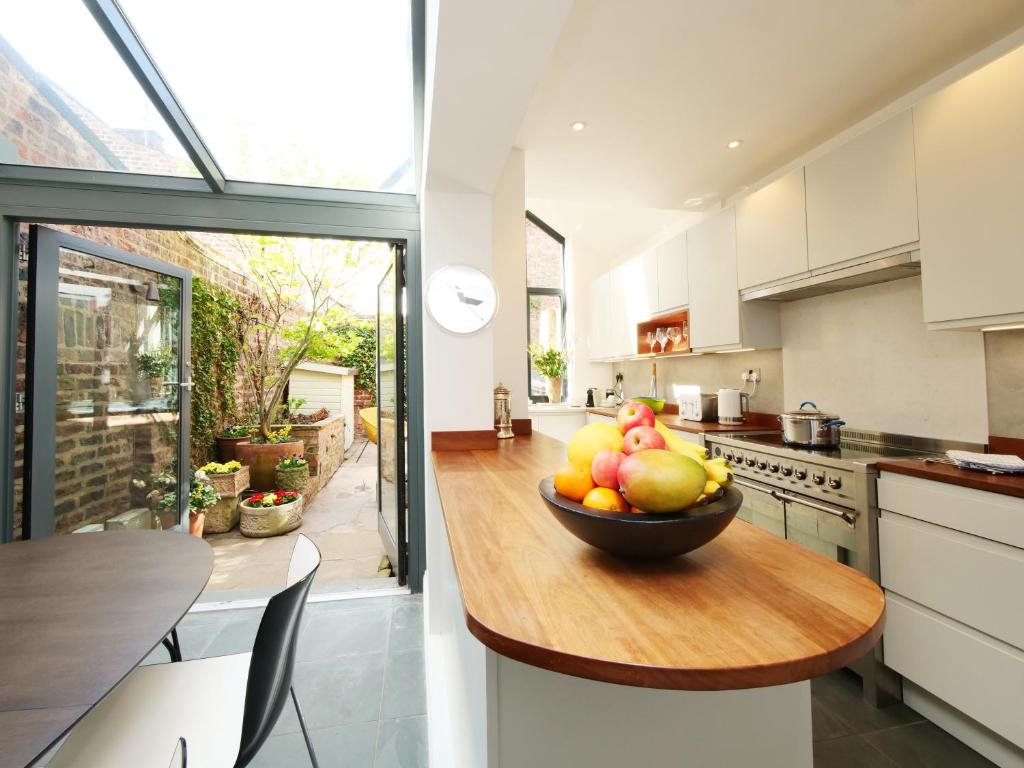 Courtyard Cottage York Accommodation image 1 Courtyard Cottage York image one