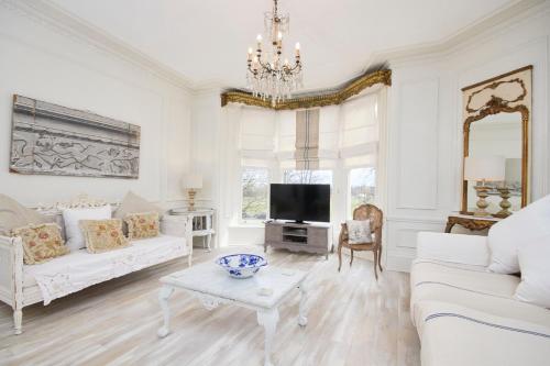The Stunning French Boudoir of Harrogate Accommodation image 3 The Stunning French Boudoir of Harrogate image three