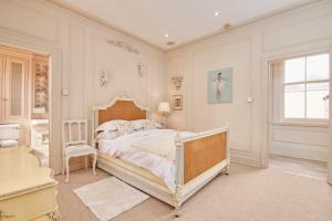 The Stunning French Boudoir of Harrogate Accommodation image 2 The Stunning French Boudoir of Harrogate image two